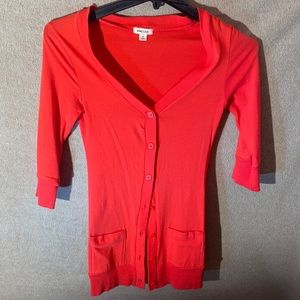 Women’s button up top shirt open neck size small